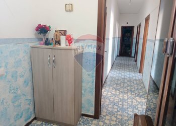 Hall / corridoio - Three-room apartment VIA FILIPPO TURATI, San Marzano sul Sarno - photo 5