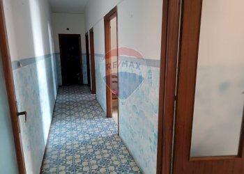 Hall / corridoio - Three-room apartment VIA FILIPPO TURATI, San Marzano sul Sarno - photo 17