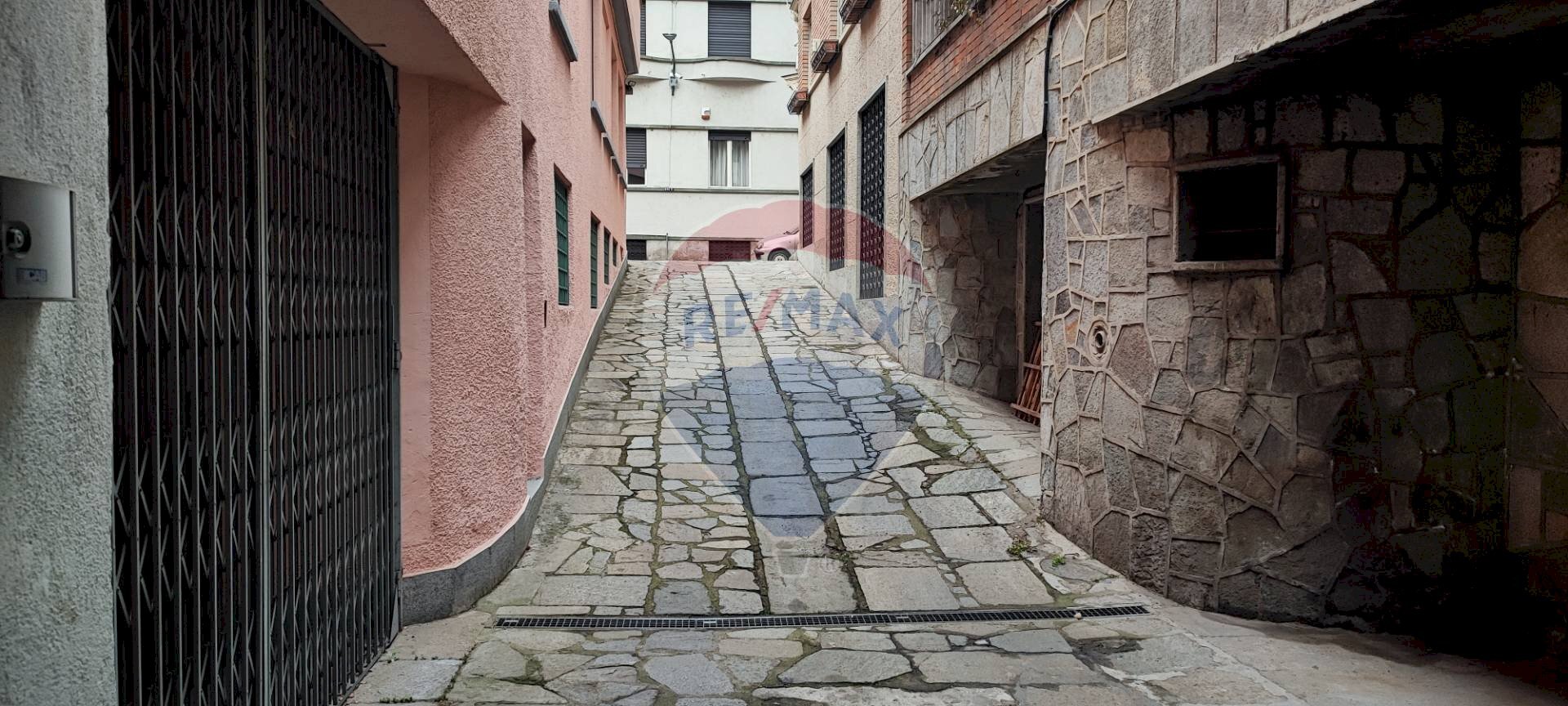 Edificio all\'aperto - Box Via Capriolo
 
5, Torino - foto 1