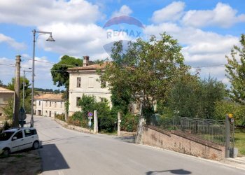 Edificio all\'aperto - Independent house Via Pieve
 
2, Fratte Rosa - photo 24