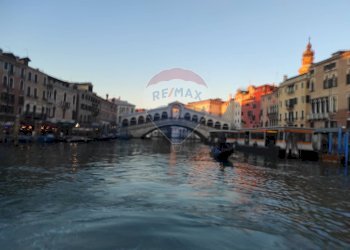 Vista dell\'acqua - Bilocale San Marco
 
3614, Venezia - foto 19