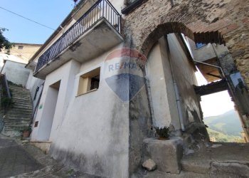 Edificio all\'aperto - Casa semi indipendente via vincenzo julia
 
snc, San Marco Argentano - foto 6