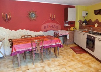 Cucina - Casa semi indipendente via ronchi inferiore
 
20, Cuorgnè - foto 1