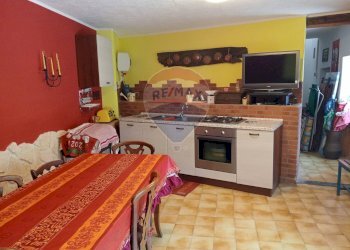 Cucina - Casa semi indipendente via ronchi inferiore
 
20, Cuorgnè - foto 7