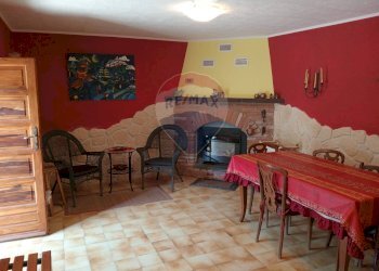 Sala da pranzo - Casa semi indipendente via ronchi inferiore
 
20, Cuorgnè - foto 18