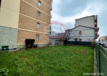 Edificio all\'aperto - Terreno agricolo Via Adamello
 
11, Torino - foto 1