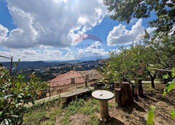 Vista delle montagne - Casa semi indipendente Via Nicola Guardiagrele
 
23, Chieti - foto 5