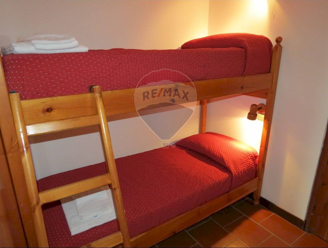 Camera / camera da letto - Two-room apartment Località la Vieille, Valtournenche - photo 2