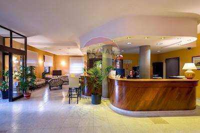 Ricezione / Lobby - Attività Commerciale Via Torino, Borgaro Torinese - foto 2