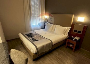 Camera / camera da letto - Attività Commerciale Via Torino, Borgaro Torinese - foto 8