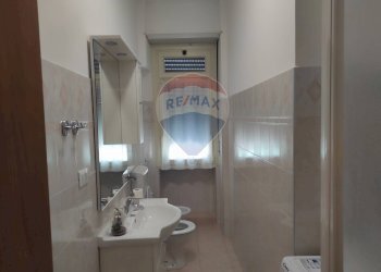 Bagno - Quadrilocale Via Spalato
 
77, Torino - foto 7