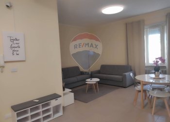 Sala da pranzo - Quadrilocale Via Spalato
 
77, Torino - foto 31