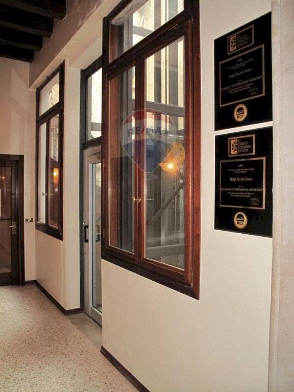 Ricezione / Lobby - Bilocale San Marco
 
3614, Venezia - foto 2