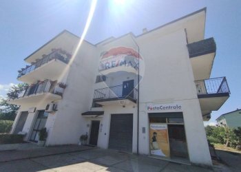 Edificio all\'aperto - Appartamento via pietro de turra
 
7, Bisignano - foto 46