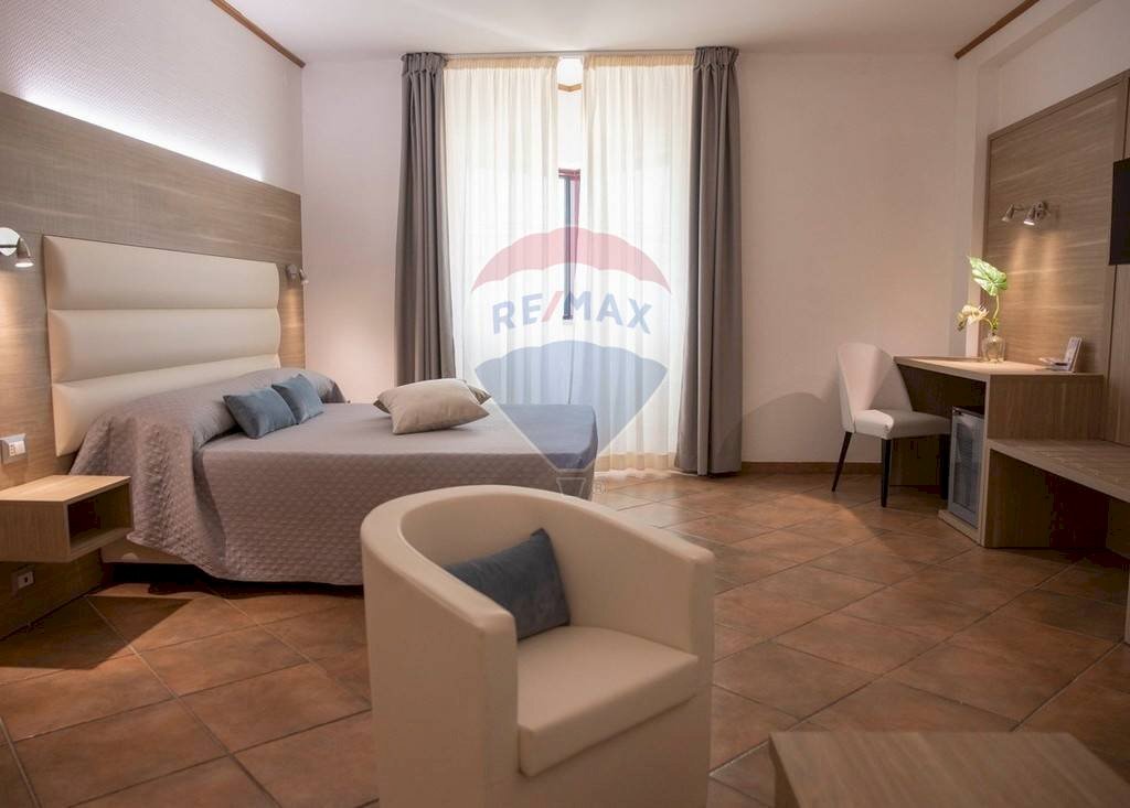 Camera / camera da letto - Hotel via borgodora
 
36, Torino - foto 2