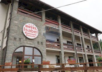 Edificio all\'aperto - Appartamento Via Del Riaccio
 
56, Villa Minozzo - foto 2