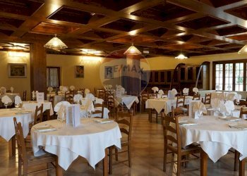 Sala da pranzo - Appartamento Via Del Riaccio
 
56, Villa Minozzo - foto 6