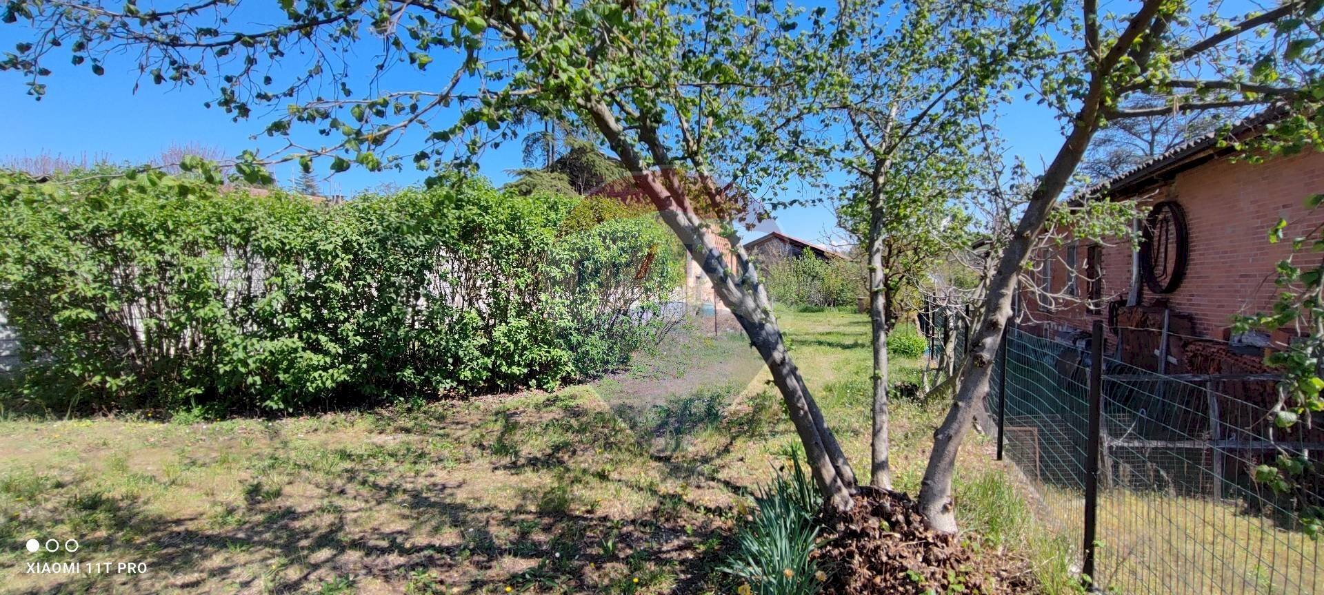 Giardino - Villa strada comunale crocetta
 
55, Castello di Annone - foto 3