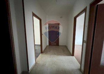 Hall / corridoio - Quadrilocale Via Nigra
 
snc, Sparone - foto 8