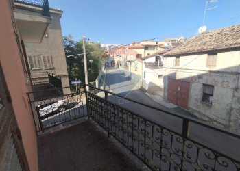 Balcone - Casa indipendente via variante
 
snc, Roggiano Gravina - foto 16