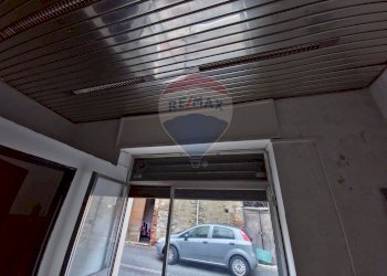 Dettagli - Locale Commerciale via Duca Degli Abruzzi
 
54, San Marco Argentano - foto 16