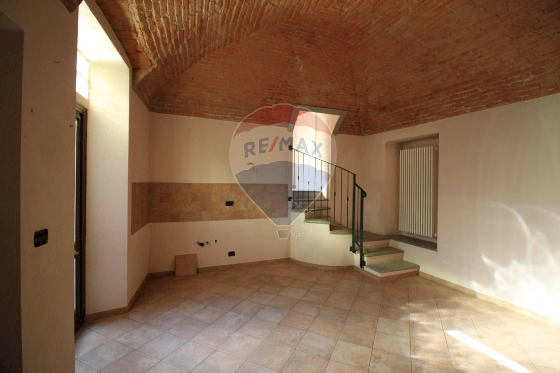 Stanza vuota - Three-room apartment Via Arduino
35, Cuorgnè - photo 2
