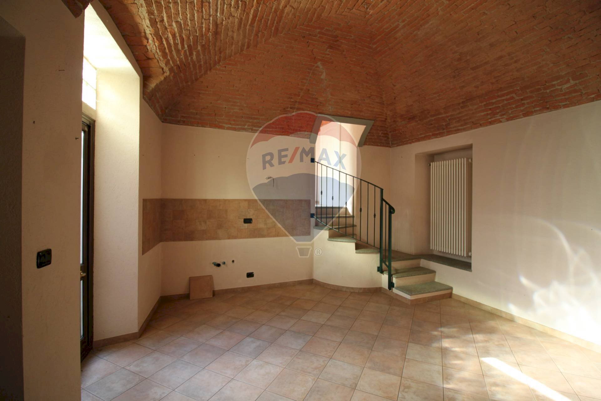 Stanza vuota - Three-room apartment Via Arduino
35, Cuorgnè - photo 3