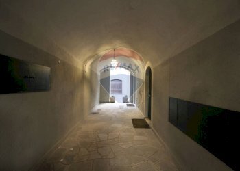 Hall / corridoio - Three-room apartment Via Arduino
 
35, Cuorgnè - photo 18