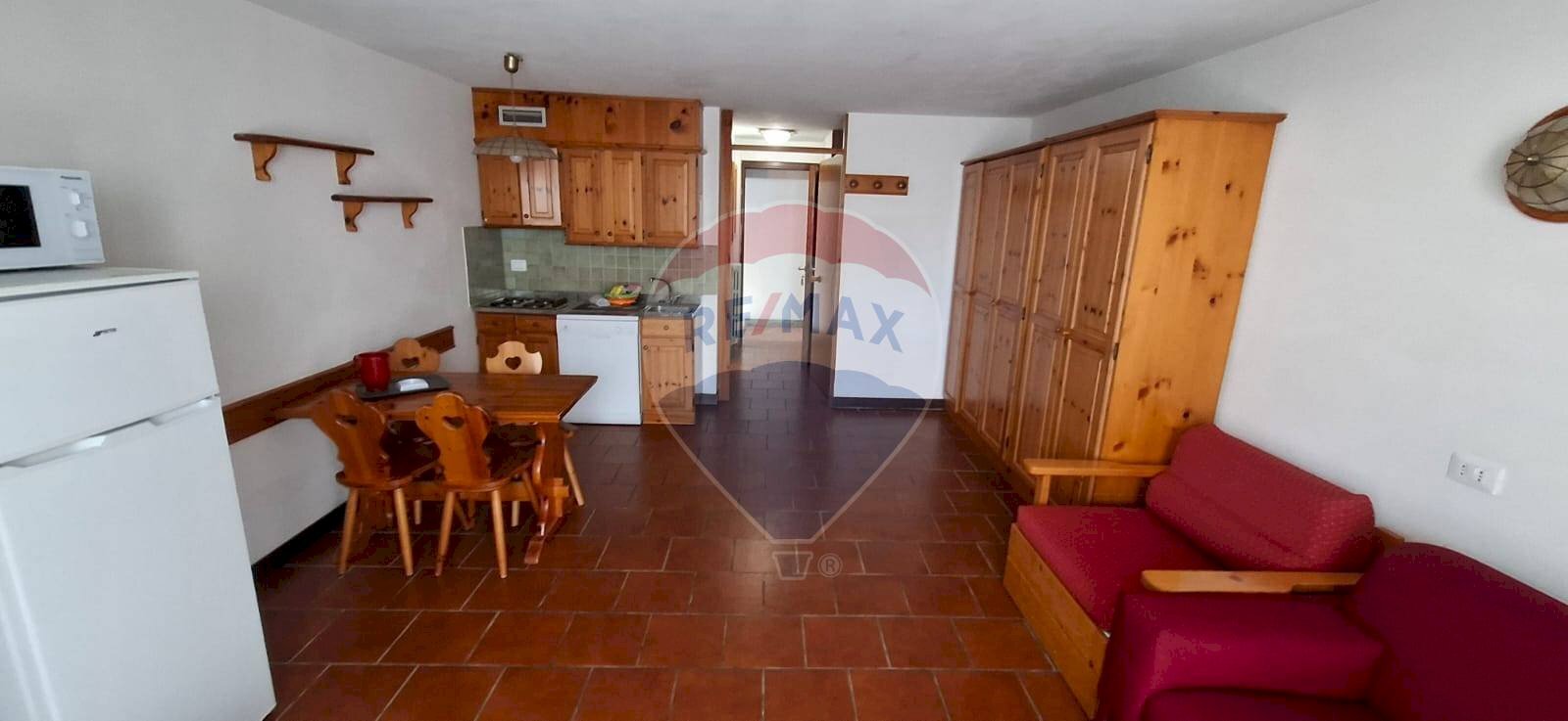 Sala da pranzo - Two-room apartment Località la Vieille, Valtournenche - photo 1