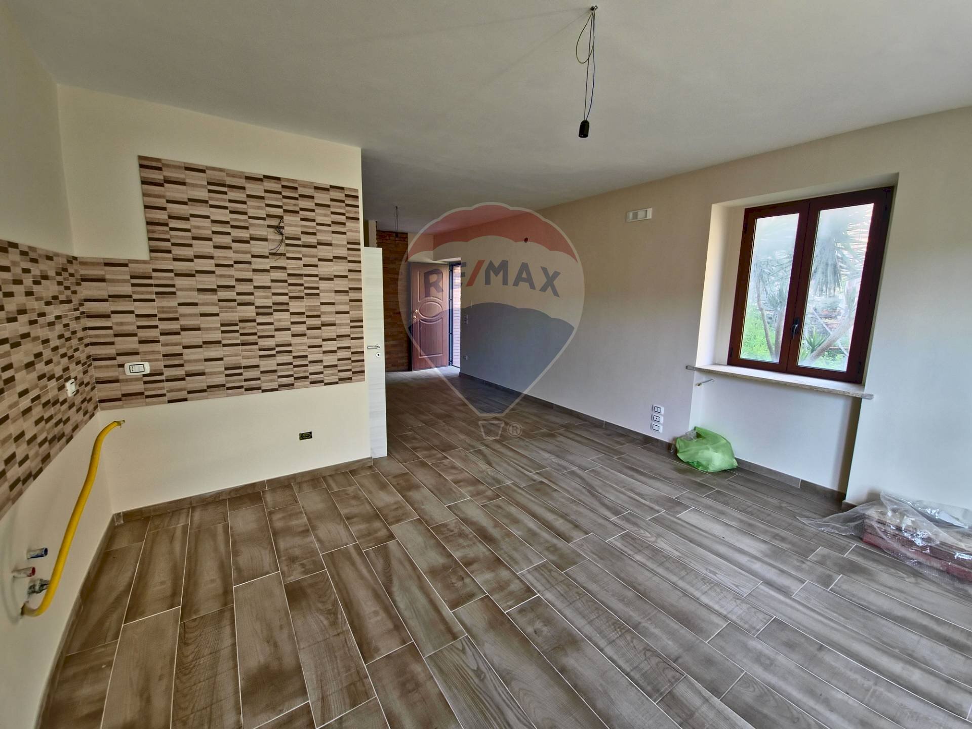 Stanza vuota - Casa semi indipendente Via Vittorio Emanuele III
 
53, San Marco Argentano - foto 3