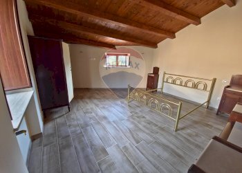 Camera / camera da letto - Casa semi indipendente Via Vittorio Emanuele III
 
53, San Marco Argentano - foto 7