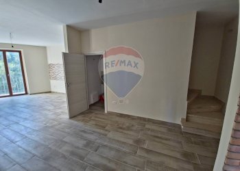 Stanza vuota - Casa semi indipendente Via Vittorio Emanuele III
 
53, San Marco Argentano - foto 5