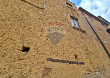 Edificio all\'aperto - Casa semi indipendente Via Vittorio Emanuele III
 
53, San Marco Argentano - foto 11