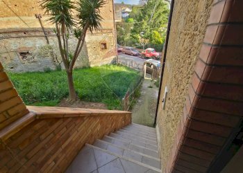 Giardino - Casa semi indipendente Via Vittorio Emanuele III
 
53, San Marco Argentano - foto 14