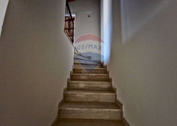 Scale - Casa semi indipendente Via Vittorio Emanuele III
 
53, San Marco Argentano - foto 31