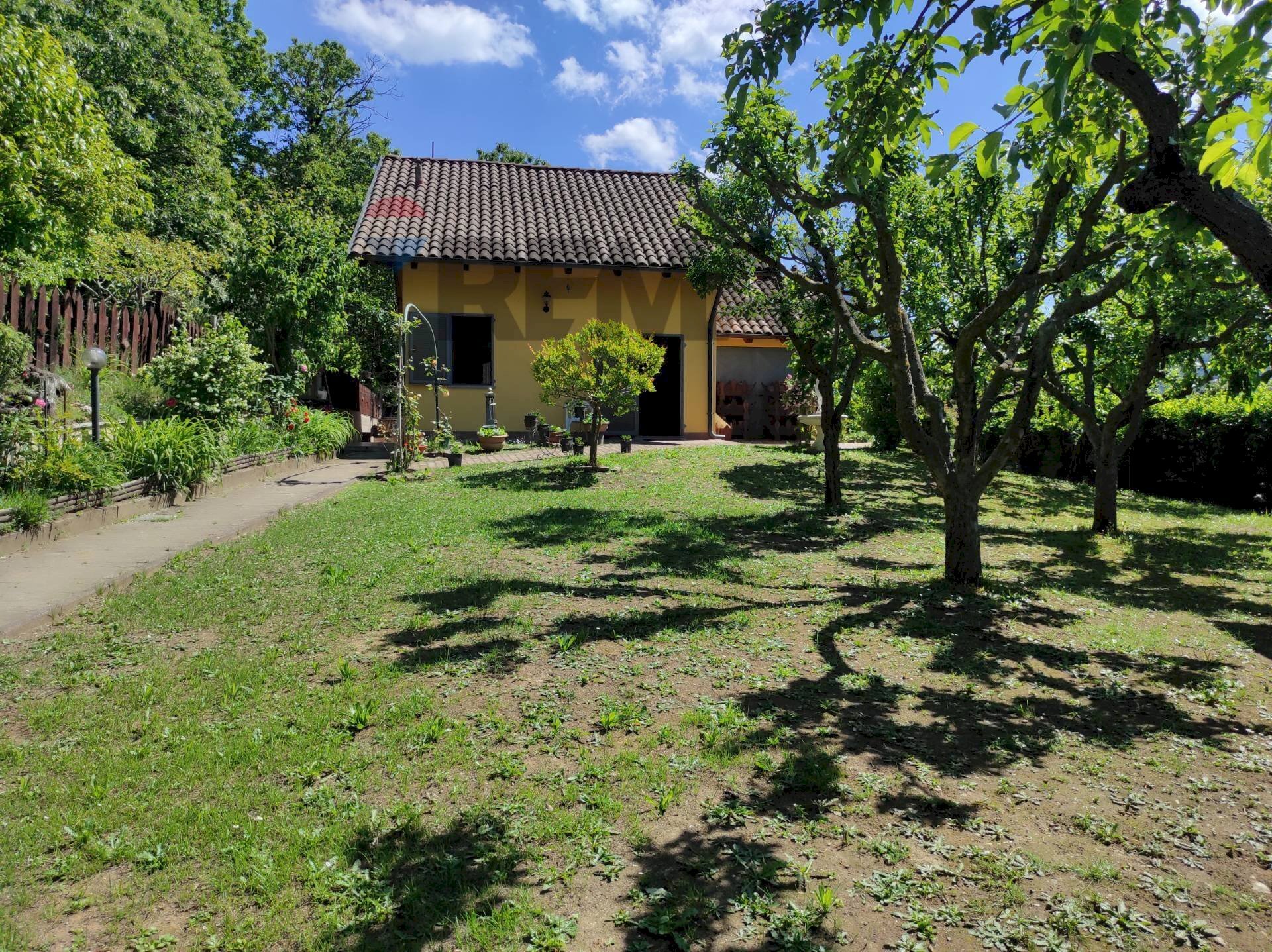 Giardino - Villa FRAZIONE FONTANELLE
 
1, Reano - foto 1