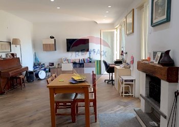 Sala da pranzo - Casa semi indipendente via forno
 
21, Rivara - foto 7