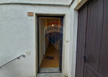 Hall / corridoio - Trilocale Via Duca Degli Abbruzzi
 
63, San Marco Argentano - foto 8