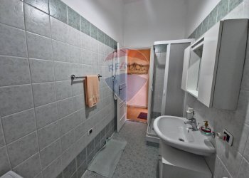 Bagno - Trilocale Via Duca Degli Abbruzzi
 
63, San Marco Argentano - foto 13