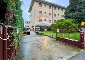 Edificio all\'aperto - Box Via Solferino
 
86, Seregno - foto 1