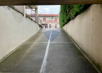 Parcheggio - Box Via Solferino
 
86, Seregno - foto 4