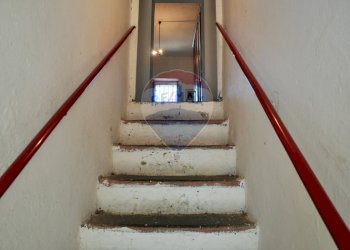 Vista scala zona notte - Independent house Localita' Valdibura, 2 51020 Sambuca Pistoiese PT, Sambuca Pistoiese - photo 24