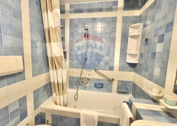 BAGNO CON VASCA - Bilocale SESTIERE DI SAN MARCO
 
3614, Venezia - foto 16