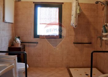 Bagno principale - Casa indipendente strada statale porrettana
 
226 - 227, Alto Reno Terme - foto 19