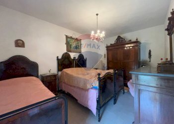 2° CAMERA MATRIMONIALE CON BALCONE - Casa indipendente strada statale porrettana
 
226 - 227, Alto Reno Terme - foto 29