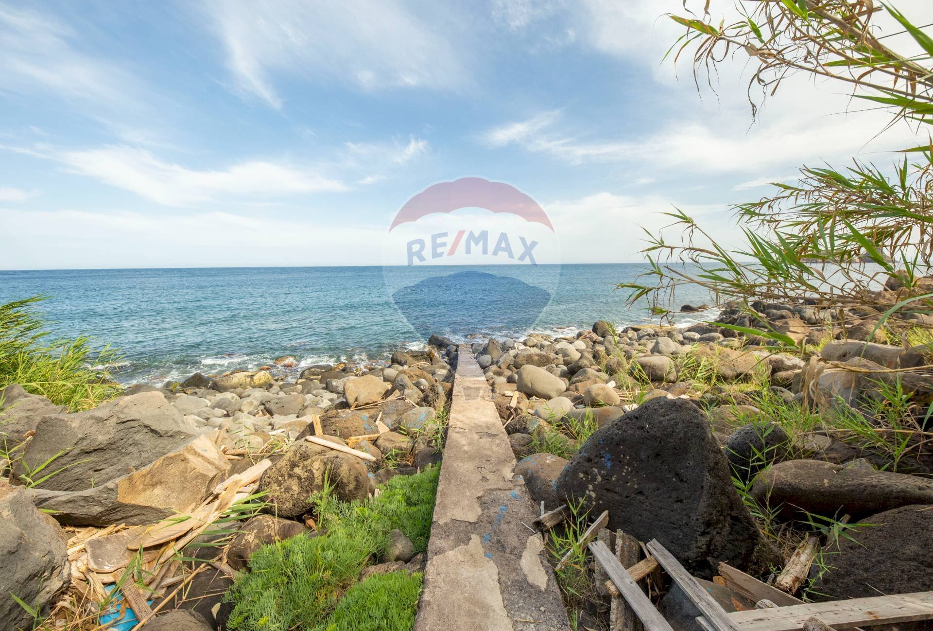 Vista dell\'acqua - Quadrilocale via livorno
 
103, Aci Castello - foto 2