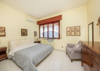 Camera / camera da letto - Quadrilocale via livorno
 
103, Aci Castello - foto 5