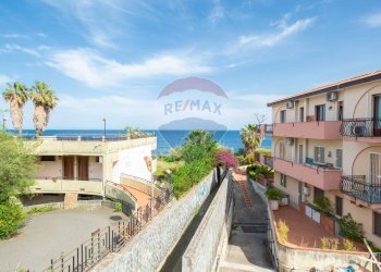 Edificio all\'aperto - Quadrilocale via livorno
 
103, Aci Castello - foto 26