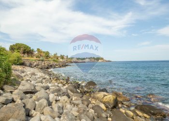 Vista dell\'acqua - Quadrilocale via livorno
 
103, Aci Castello - foto 30