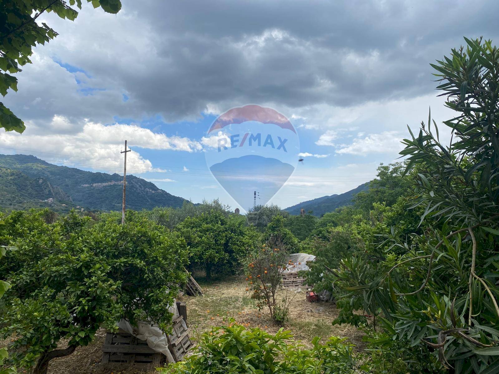 Vista delle montagne - Terreno edificabile via oberdan, Francavilla di Sicilia - foto 1